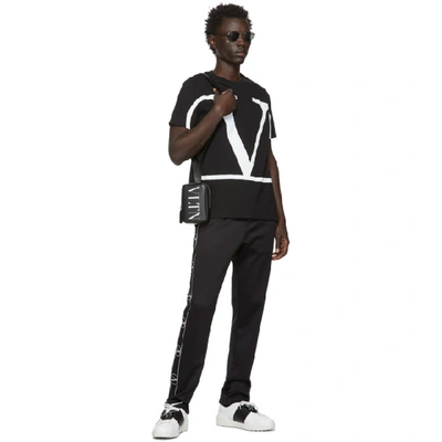 Shop Valentino Black Vlogo T-shirt In 0ni Nero/v