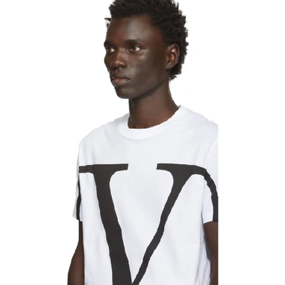 Shop Valentino White Vlogo T-shirt In A01 Bianco
