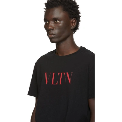 VALENTINO 黑色 AND 红色“VLTN” T 恤