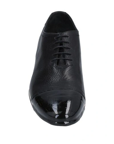 Shop Attimonelli's Laced Shoes In Black