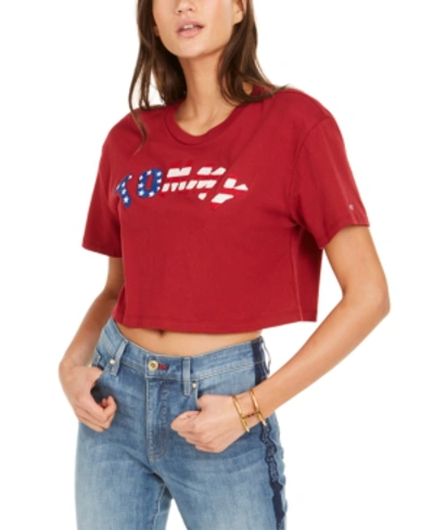 Shop Tommy Hilfiger Logo Cropped Cotton T-shirt In Crimson