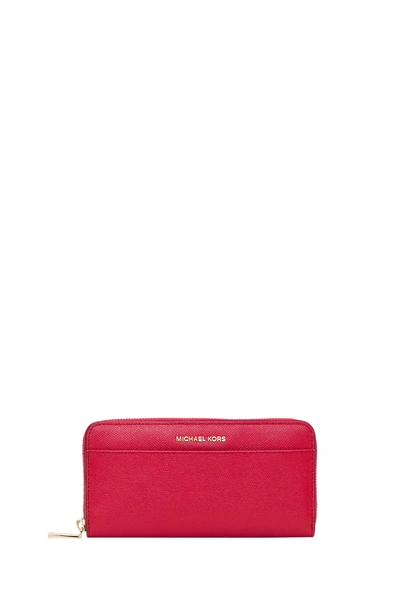 Shop Michael Michael Kors Jet Set Continental Wallet In Rosso