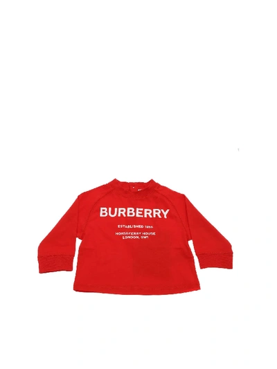 Shop Burberry Red T-shirt With Horseferry Print