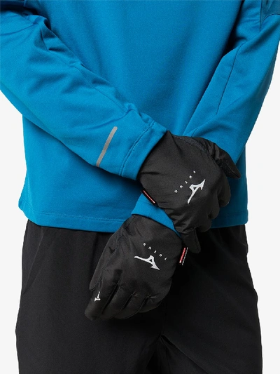 Shop Mizuno X Futur 'wind Guard' Handschuhe In Black