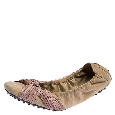 Pre-owned Tod's Beige/pink Knot Satin And Suede Square Toe Scrunch Ballerina Flats Size 38