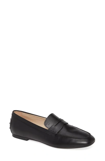 Shop Tod's Penny Loafer In Nero