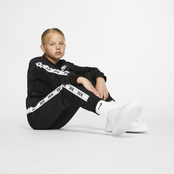 girls nike tracksuit
