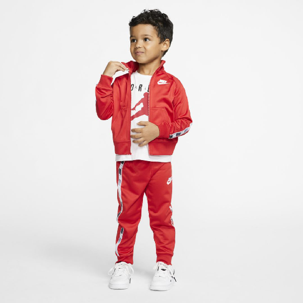 infant red nike tracksuit