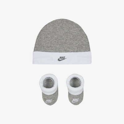 Shop Nike Baby Hat And Booties Set In Dark Grey Heather