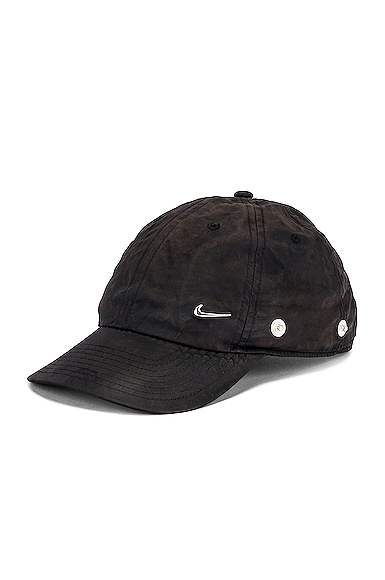black nike cap