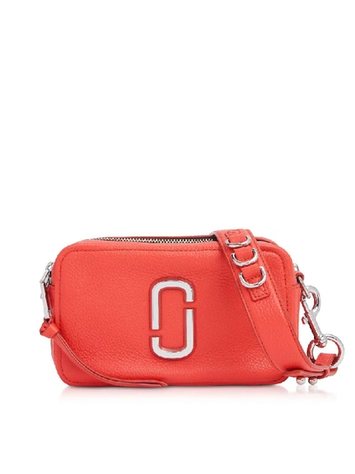 Shop Marc Jacobs The Softshot 21 Shoulder Bag In Geranium