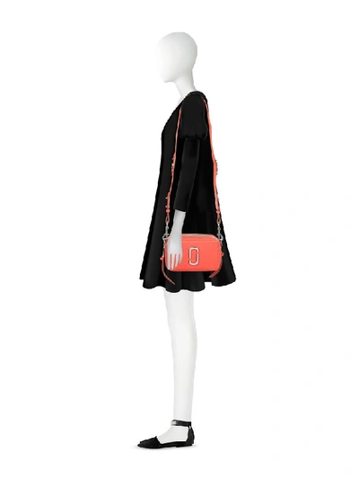 Shop Marc Jacobs The Softshot 21 Shoulder Bag In Geranium