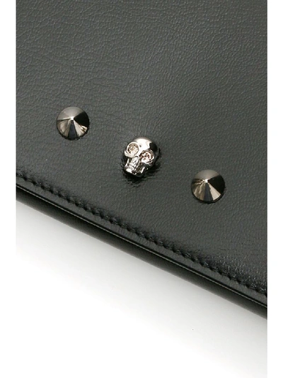 Shop Alexander Mcqueen Wallet On Chain In Black (black)