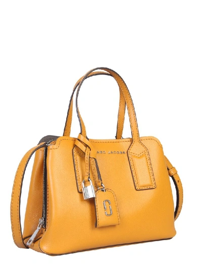 Shop Marc Jacobs Editor 29 Bag In Giallo