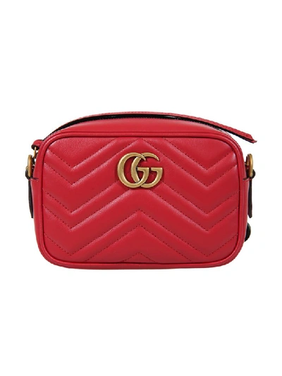 Shop Gucci Marmont Mini Shoulder Bag In Rosso