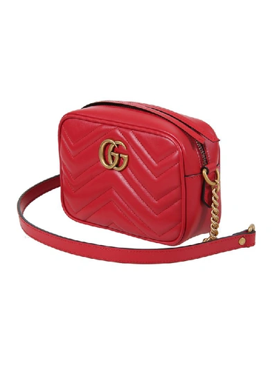 Shop Gucci Marmont Mini Shoulder Bag In Rosso