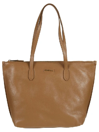 Shop Furla Luce M Tote In Caramel