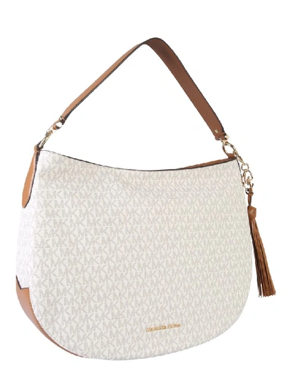 Shop Michael Michael Kors Medium Brooke Shoulder Bag In Bianco