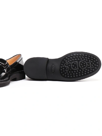 Shop Tod's Fringe Loafer In Nero