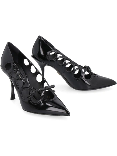 Shop Dolce & Gabbana Leather Pointy-toe Pumps In Black