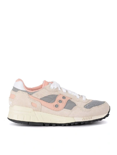 Shop Saucony Shadow 5000 Vintage Pink And Grey Suede And Fabric Sneaker In Rosa