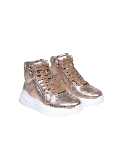 Shop Balmain B-ball Sneakers In Rose Laminated Leather In Pink