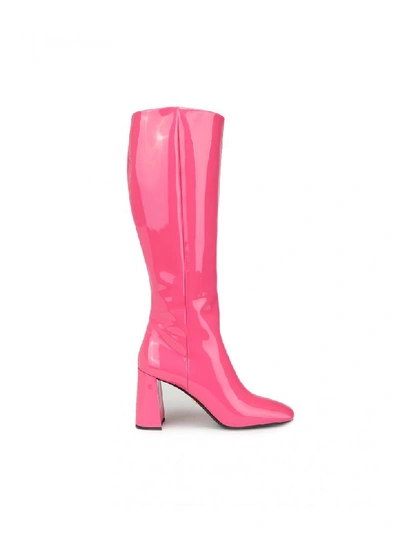 Shop Prada Vernice Alto In Fuxia