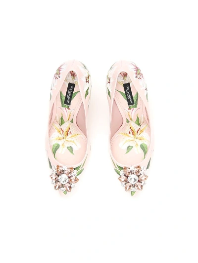 Shop Dolce & Gabbana Bellucci Pumps With Lily Print In Gigli Fdo Rosa (pink)