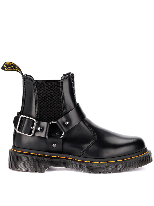 dr martens black wincox boots