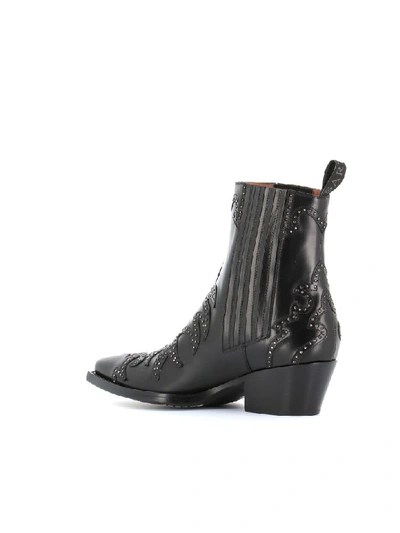 Shop Sartore Texan Isr3604 In Black