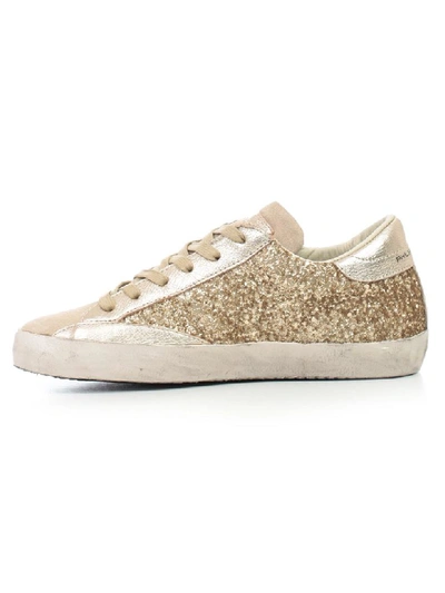 Shop Philippe Model Sneakers Low Gold Glitter In Glitter Or