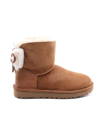 Shop Ugg Classic Double Bow In Chestnut
