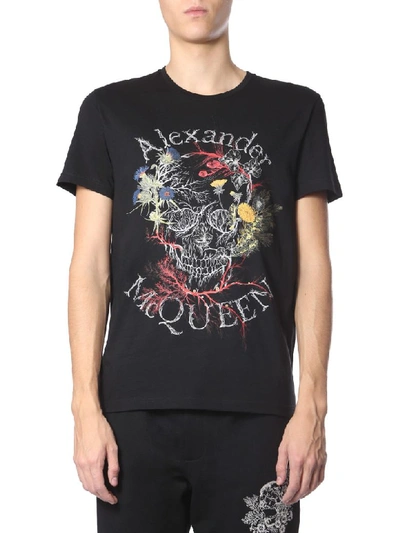 Shop Alexander Mcqueen Round Neck T-shirt In Nero