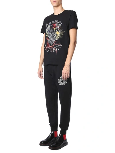 Shop Alexander Mcqueen Round Neck T-shirt In Nero