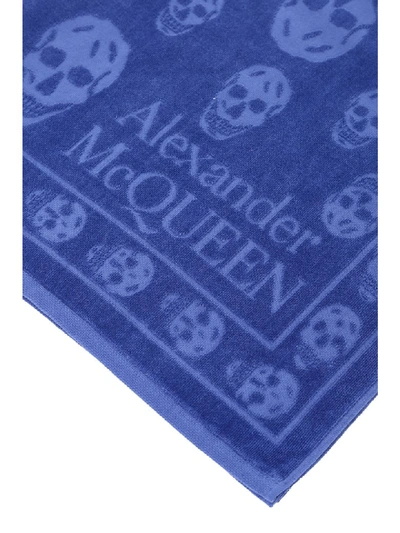 Shop Alexander Mcqueen Skull Beach Towel In Navy Ivory (blue)