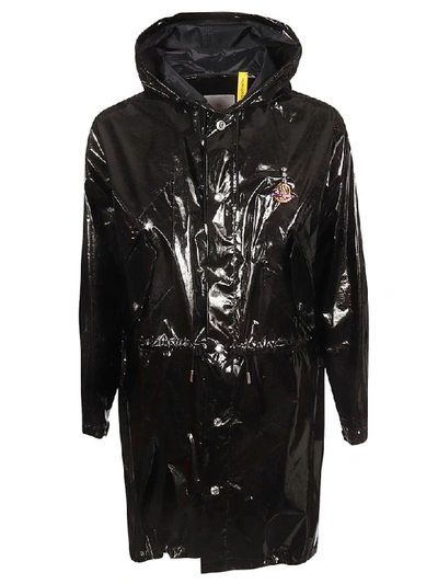 Shop Moncler Genius Logo Raincoat In Black