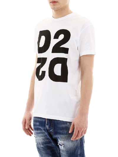 Shop Dsquared2 D2 T-shirt In White+black (white)