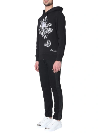 Shop Alexander Mcqueen Hooded Sweatshirt In Nero