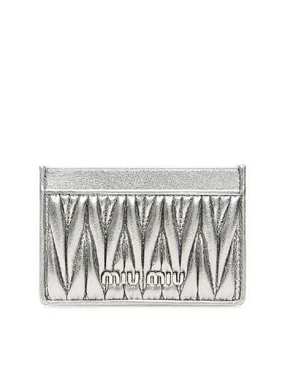 Shop Miu Miu Silver-laminated Cardholder In Argento