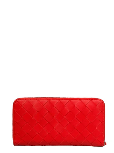 Shop Bottega Veneta Wallet In Red