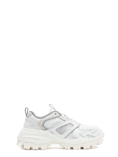 Shop Juunj Sneakers In Bianco