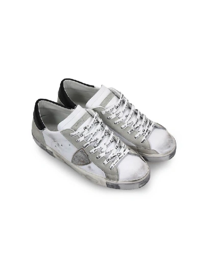 Shop Philippe Model Prsx Foxy Laminé White Silver Sneaker In Bianco / Argento (white)