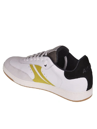 Shop Am318 Arrow Sneakers In White/grey