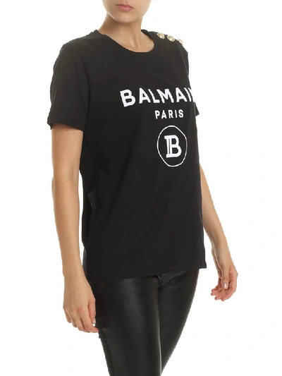 Shop Balmain Logo Print T-shirt In Nero/bianco