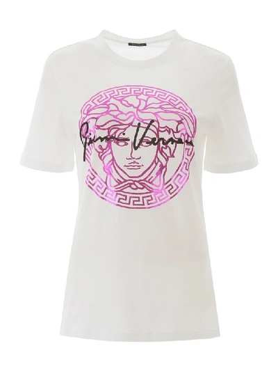 Shop Versace Medusa Gv Signature T-shirt In Bianco Fuxia Nero (white)