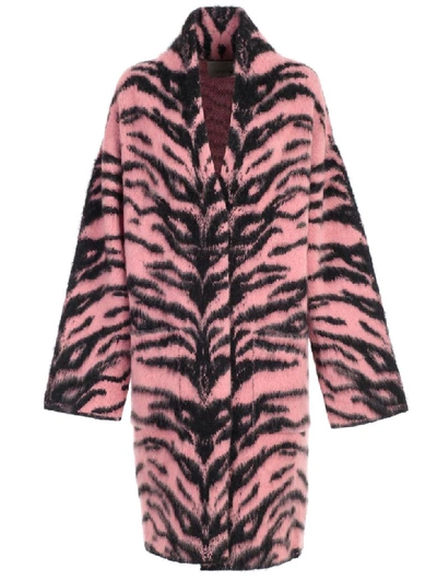 Shop Laneus Coat Knit Tiger In Rosa Nero