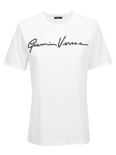 Shop Versace T-shirt In Bianco/nero