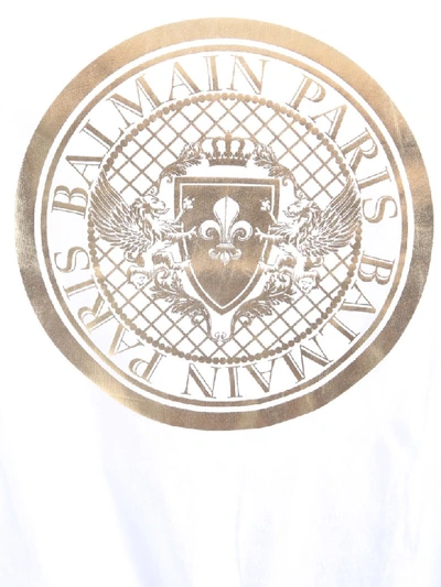 Shop Balmain T-shirt With Logo Medallion In Bianco