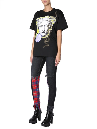 Shop Versace Medusa Head Printed T-shirt In Nero