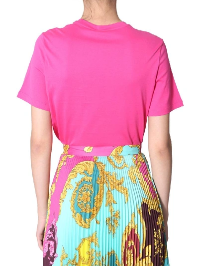 Shop Versace T-shirt With 90s Logo In Rosa